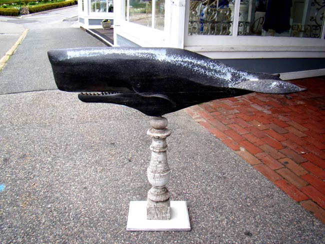 A charming folk art carving of a sperm whale, 20th century
